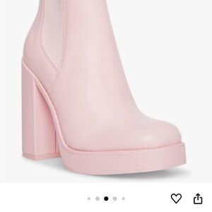 Elegant Pink Women's Boots
